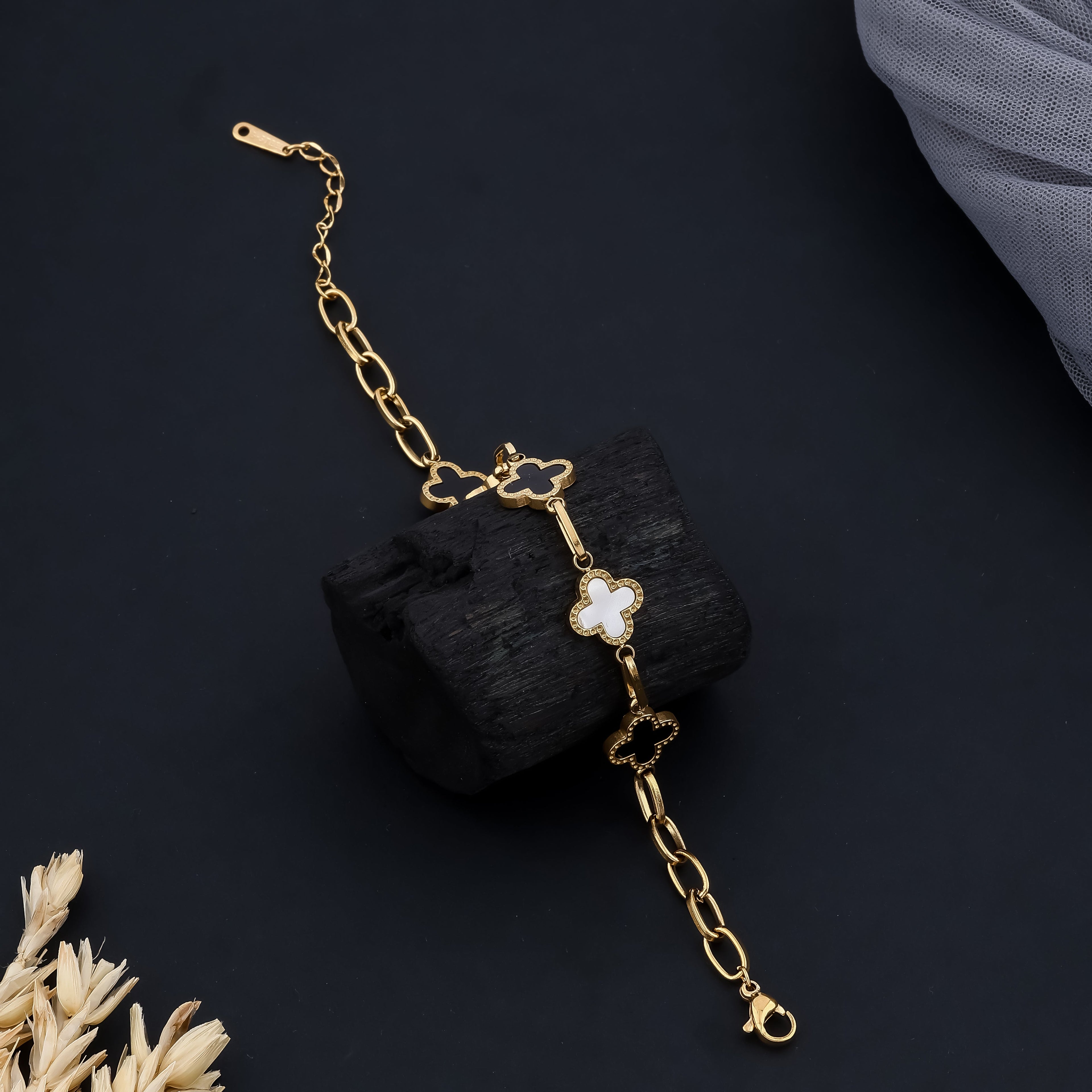 Noir Ivory Bracelet